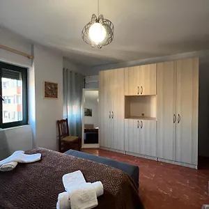 Bujtina Shqiptare Hotel