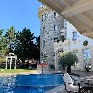 Castle Konti Vasqarr
